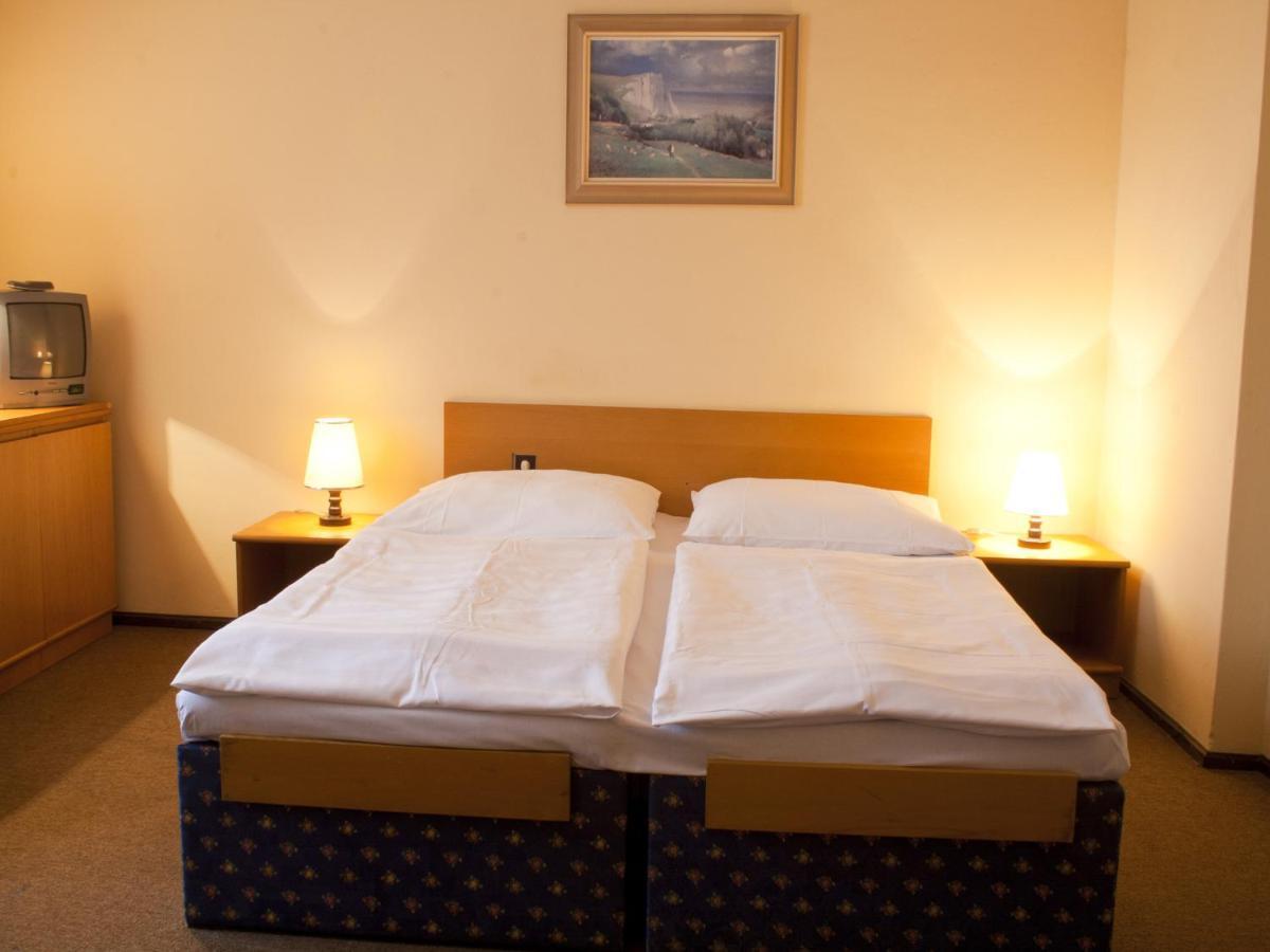 Ea Hotel Jasmin - Prague — Fotky 1