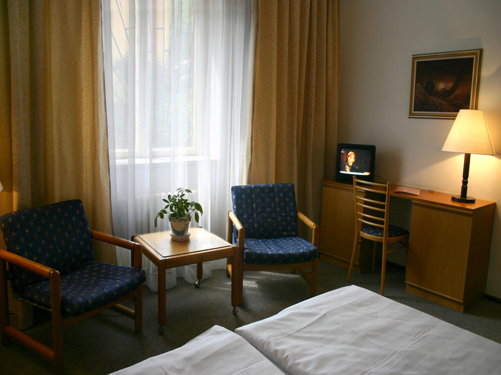 Ea Hotel Jasmin - Prague — Fotky 3